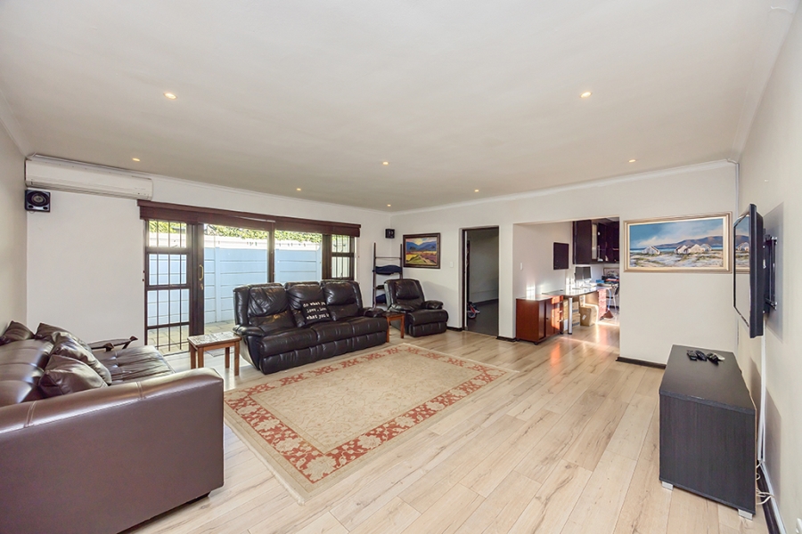 4 Bedroom Property for Sale in Valmary Park Western Cape